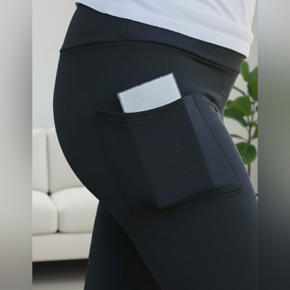 OS/TC/TC2 NEW Womens Black Pocket Leggings, Buttery Soft Yoga Pants - Picture 7 of 11